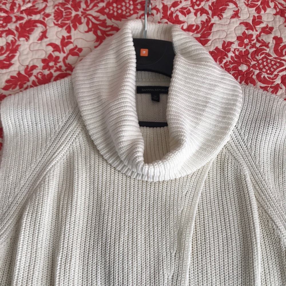 sleeveless sweater